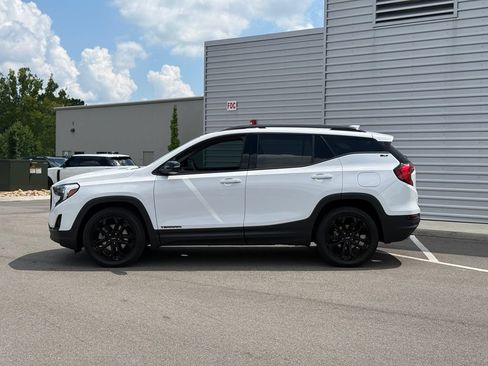 Used 2020 GMC Terrain SLT w/ Preferred Package FWD image 11