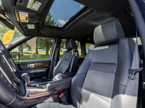 Used 2013 Land Rover Range Rover Sport HSE AWD/4WD image 13