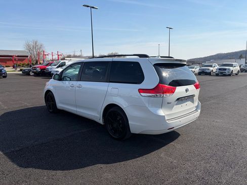Used 2012 Toyota Sienna Limited w/ Premium Pkg image 5