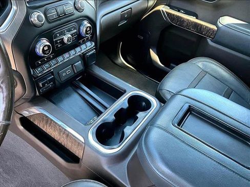 Used 2019 GMC Sierra 1500 Denali w/ Denali Ultimate Package AWD/4WD image 14