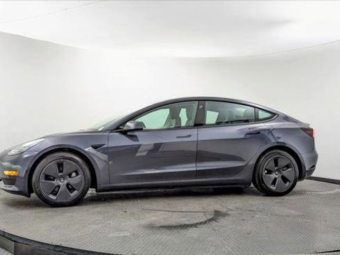 Used 2021 Tesla Model 3 Long Range image 3