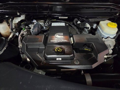 Used 2022 RAM 2500 Limited image 92