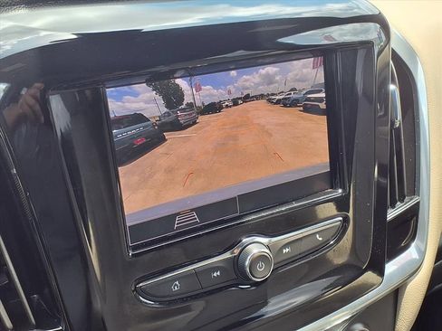 Used 2022 Chevrolet Traverse LS w/ LPO, Cargo Package FWD image 25