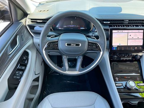 Certified 2023 Jeep Grand Cherokee L Overland w/ Rear Seat Video Group I image 24