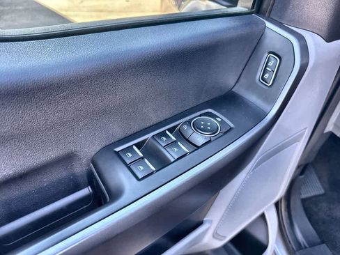 Used 2025 Ford F250 XLT image 24