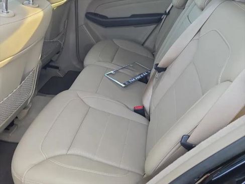 Used 2015 Mercedes-Benz ML 350 2WD image 14