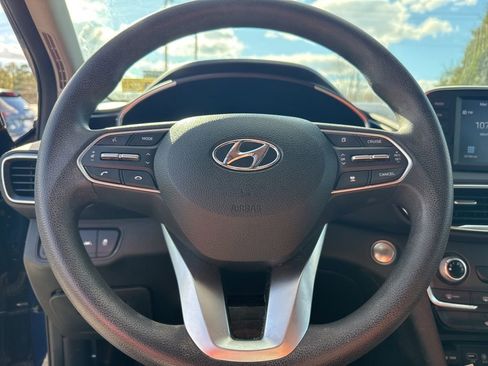 Used 2020 Hyundai Santa Fe SEL w/ Cargo Package image 7