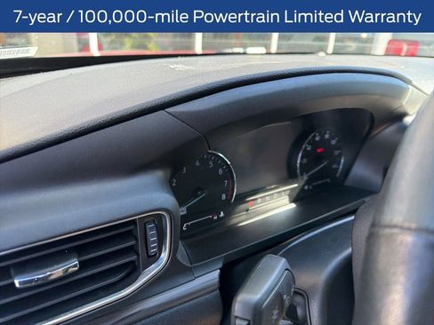 Used 2023 Ford Explorer Limited image 4