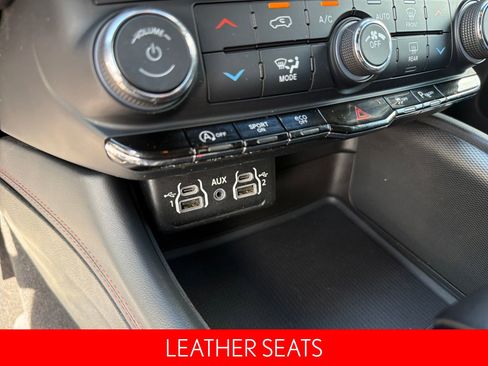 Used 2023 Dodge Durango GT image 18