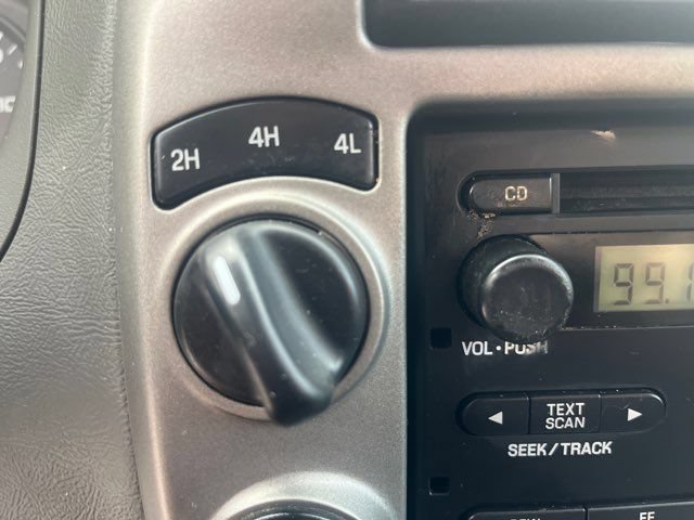 Used 2011 Ford Ranger XLT AWD/4WD image 18