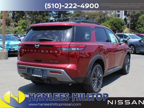 New 2026 Nissan Pathfinder SL w/ SL Premium Package AWD/4WD image 7
