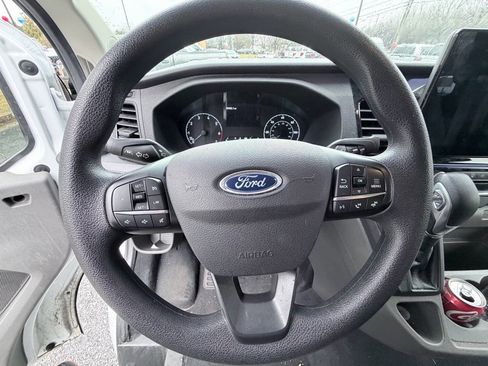 Used 2023 Ford Transit 350 XLT image 10
