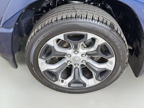 Used 2022 RAM 1500 Limited w/ Body-Colour Bumper Group AWD/4WD image 20