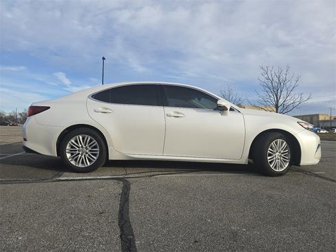 Used 2016 Lexus ES 350 image 16