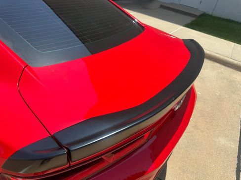 Used 2018 Chevrolet Camaro SS RWD image 13