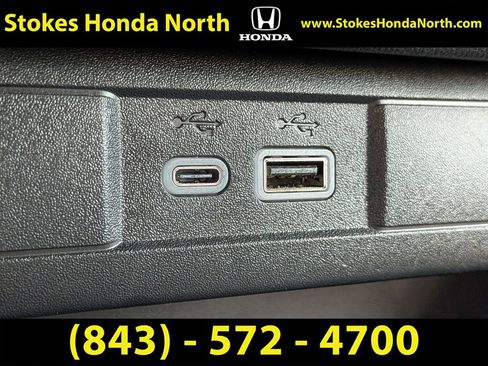 Used 2024 Chevrolet Colorado ZR2 w/ ZR2 Convenience Package III AWD/4WD image 25