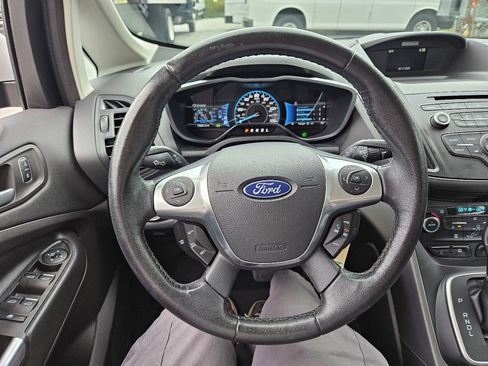 Used 2017 Ford C-MAX SE image 42