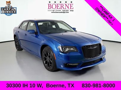 Used 2023 Chrysler 300 Touring L w/ Safetytec Plus Group