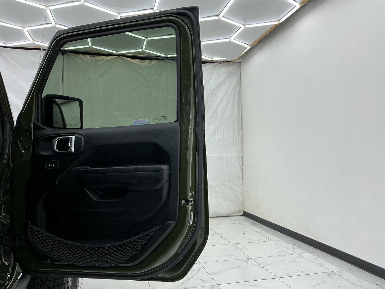 Used 2023 Jeep Gladiator Mojave w/ Trailer Tow Package AWD/4WD image 19