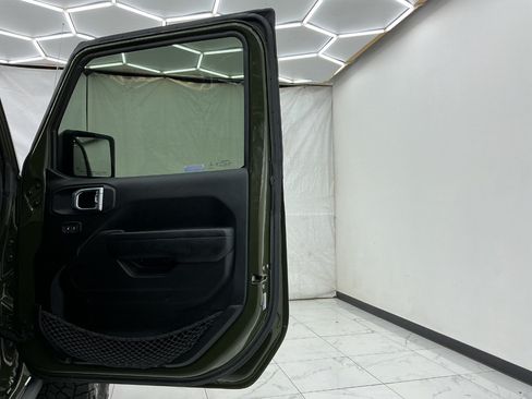 Used 2023 Jeep Gladiator Mojave w/ Trailer Tow Package AWD/4WD image 19