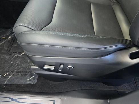 Used 2024 Tesla Model X AWD/4WD image 19