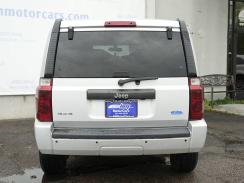 Used 2007 Jeep Commander Sport AWD/4WD image 6
