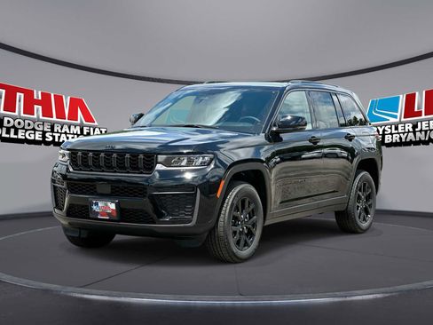 New 2026 Jeep Grand Cherokee Altitude RWD image 1