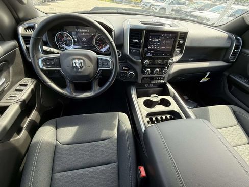 New 2026 RAM 1500 Express AWD/4WD image 15