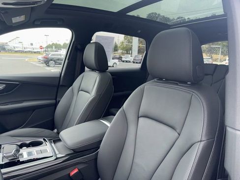 Certified 2025 Audi Q7 3.0T Premium Plus w/ Premium Plus Package image 34