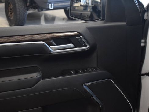 Used 2022 GMC Sierra 1500 Elevation RWD image 23
