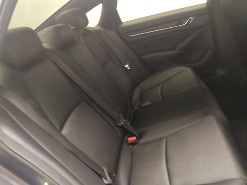 Used 2019 Honda Accord Sport image 19
