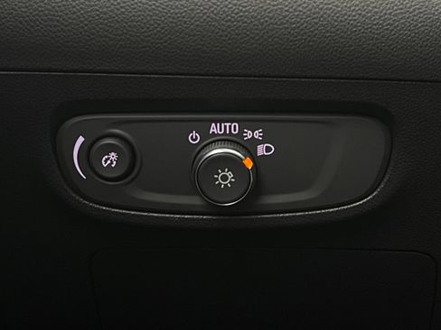 Used 2024 Buick Encore GX Sport Touring w/ Comfort Package AWD/4WD image 23