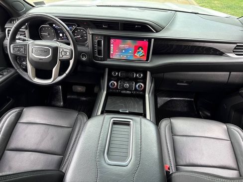 Used 2021 GMC Yukon Denali w/ LPO, Illumination Package AWD/4WD image 21