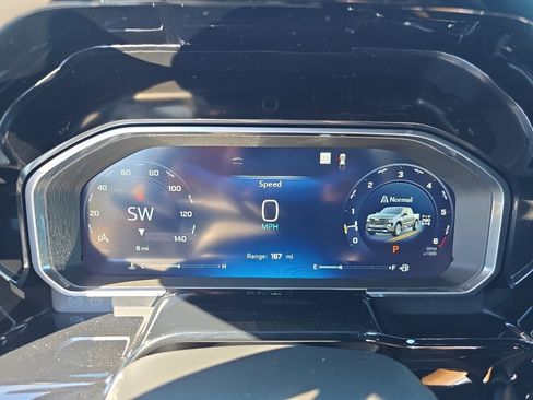 New 2026 Chevrolet Silverado 1500 High Country AWD/4WD image 16