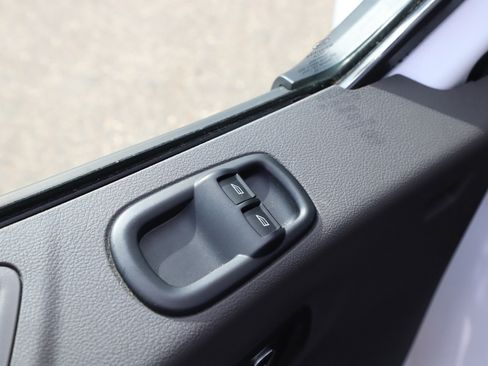 Used 2025 Ford Transit 350 XLT image 21