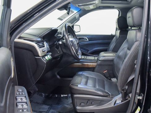 Used 2018 GMC Yukon XL Denali w/ Open Road Package image 2