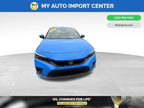 Used 2024 Honda Civic Sport image 2