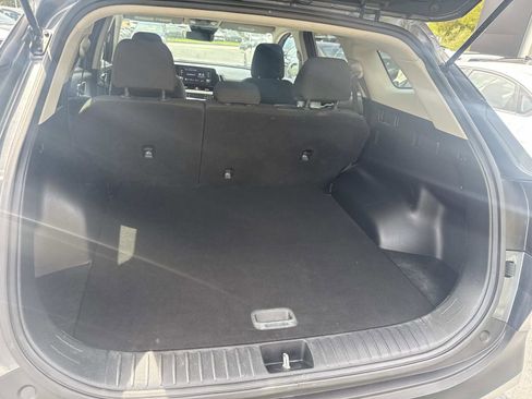 Used 2023 Kia Sportage LX AWD/4WD image 7
