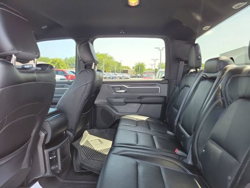 Used 2022 RAM 1500 Big Horn AWD/4WD image 14