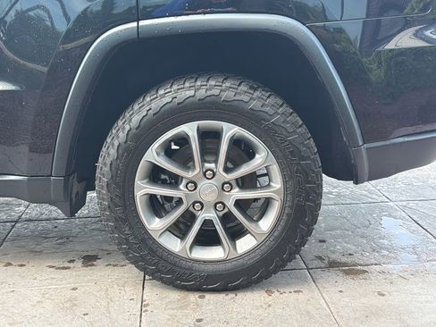 Used 2016 Jeep Grand Cherokee Limited AWD/4WD image 10