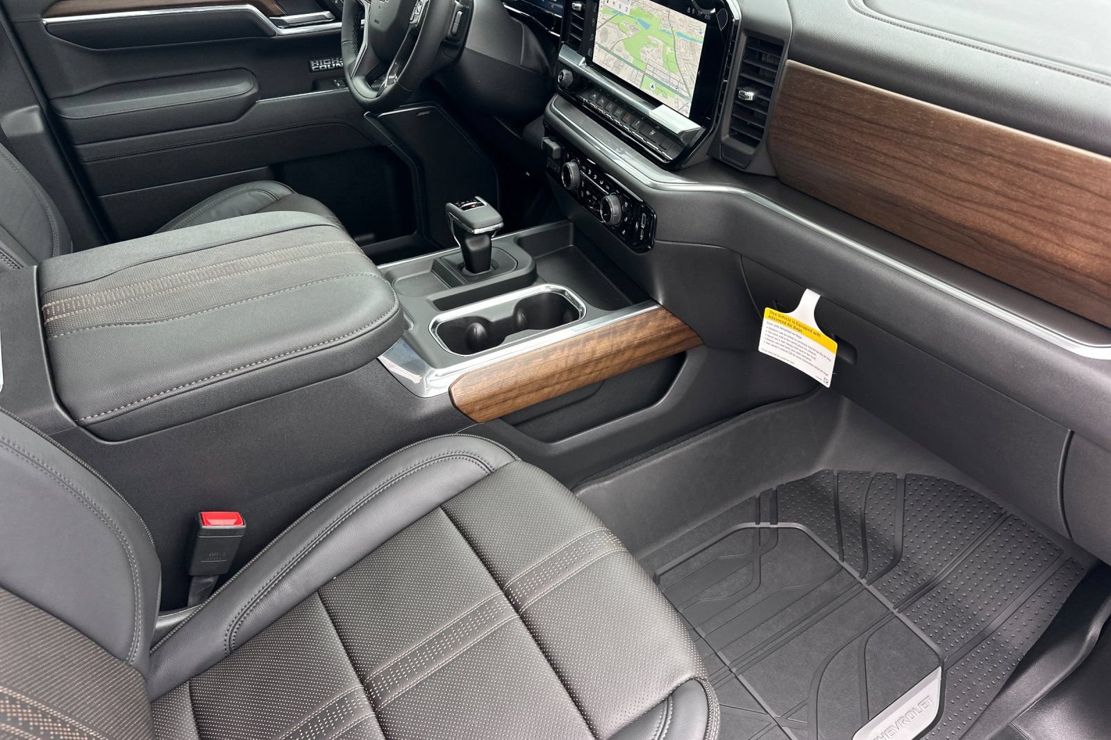 New 2026 Chevrolet Silverado 1500 High Country AWD/4WD image 15
