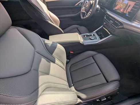 Used 2026 BMW M440i Coupe w/ Parking Assistance Package image 22