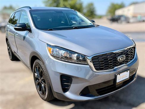 Used 2020 Kia Sorento S AWD/4WD image 3