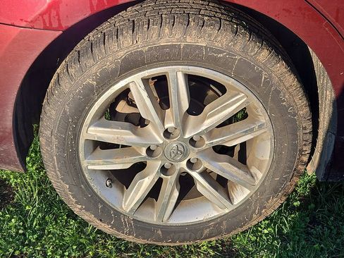 Used 2015 Toyota Avalon XLE Premium image 5