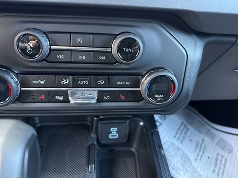 New 2025 Ford Bronco Big Bend image 31