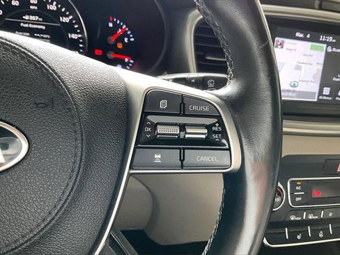 Used 2019 Kia Sorento EX w/ EX Touring Package image 9