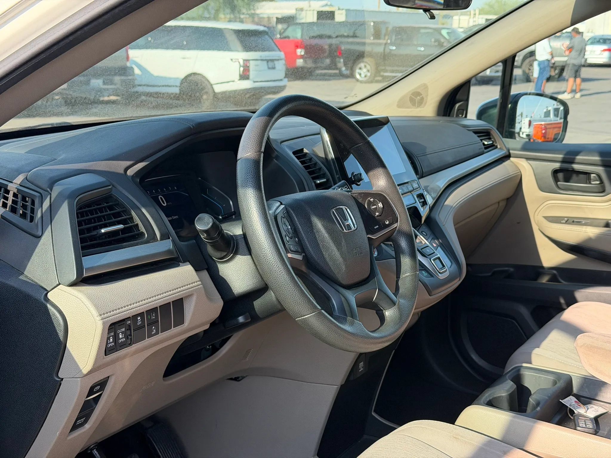 Used 2018 Honda Odyssey EX image 18