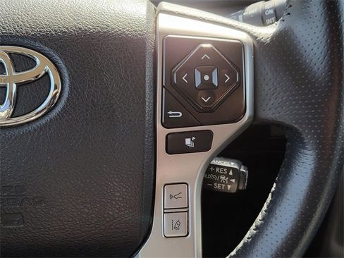 Used 2021 Toyota 4Runner SR5 Premium image 29