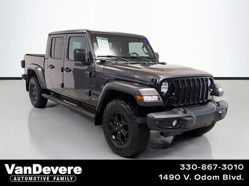 Used 2021 Jeep Gladiator Sport AWD/4WD image 1