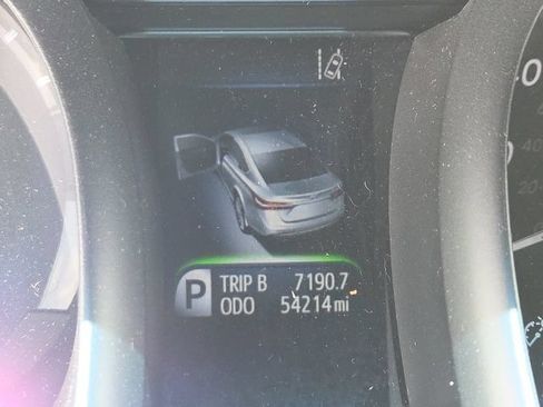 Used 2018 Toyota Avalon XLE Premium FWD image 16